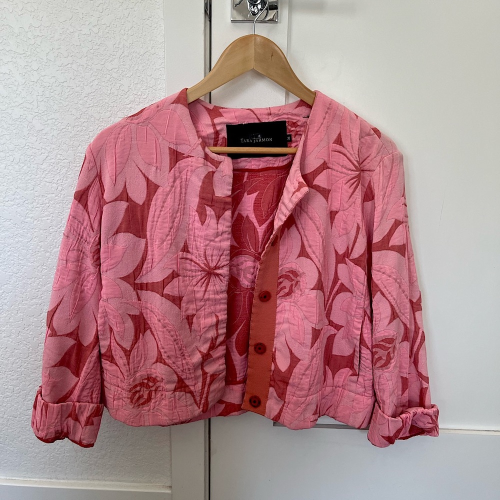 Tara Jarmon size 36 jacket
